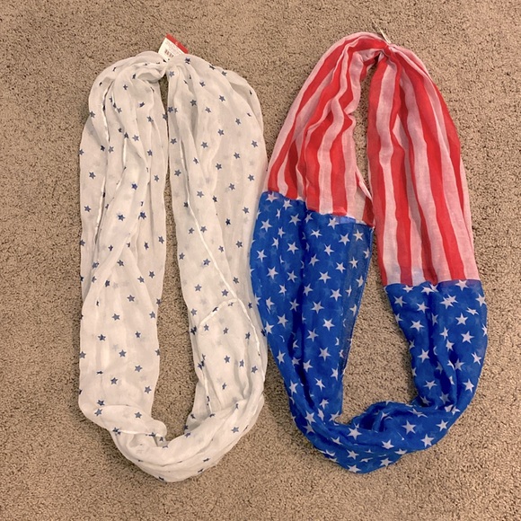 Bundle of 2 Stars & Stripes Infinity Scarves NEW - Picture 1 of 4
